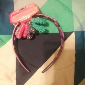 Purple headband w/ hair ties